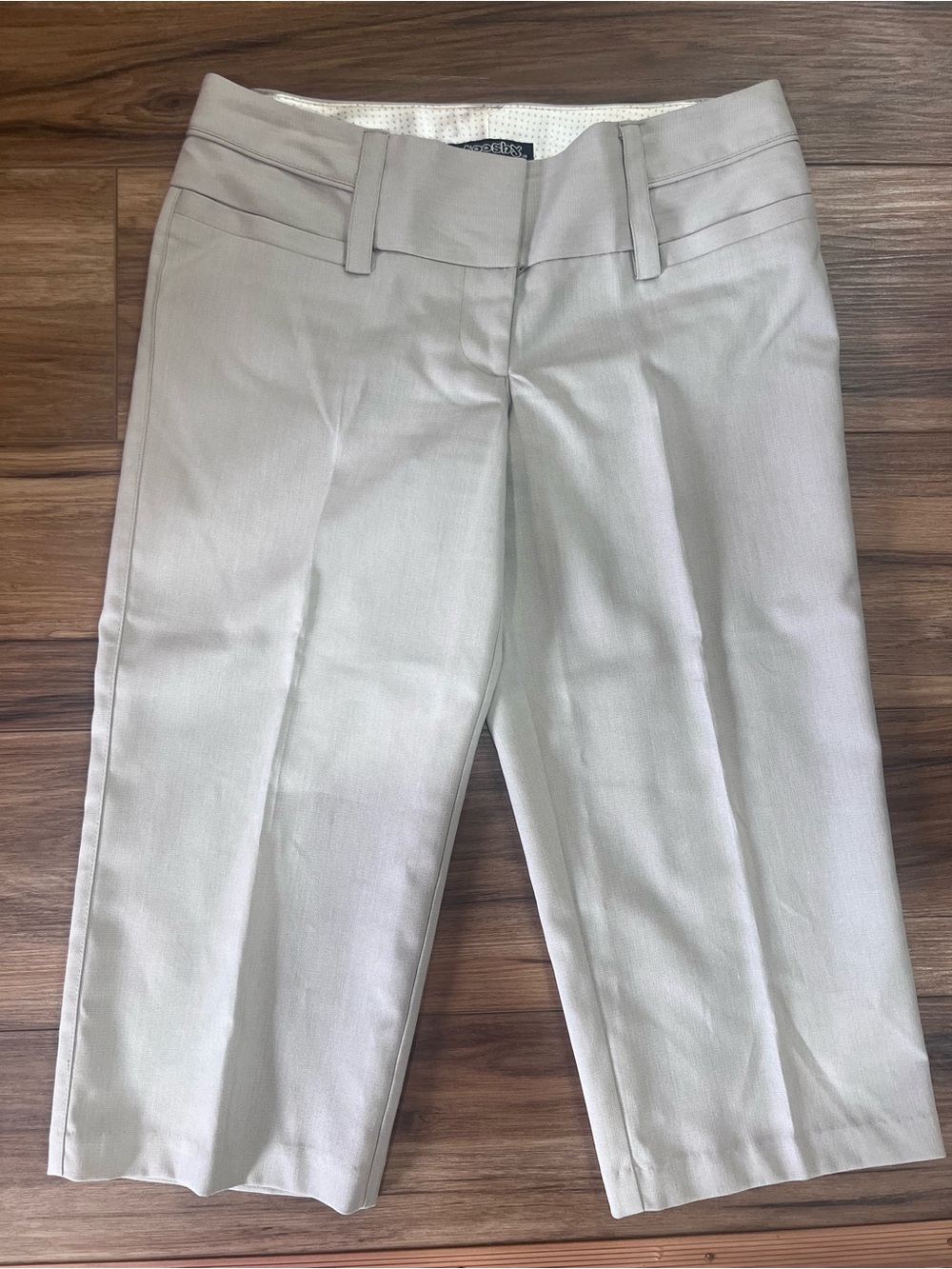 Women’s Tailored Crop Pants - Light Beige